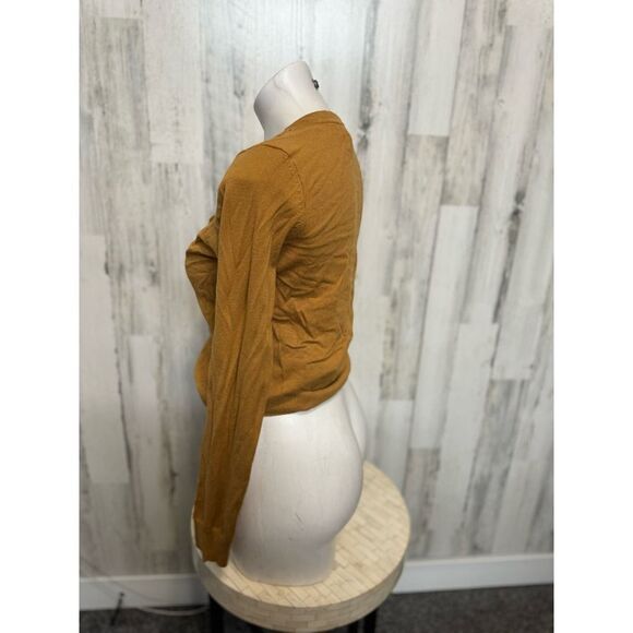 Sweater - Picture 2 of 5